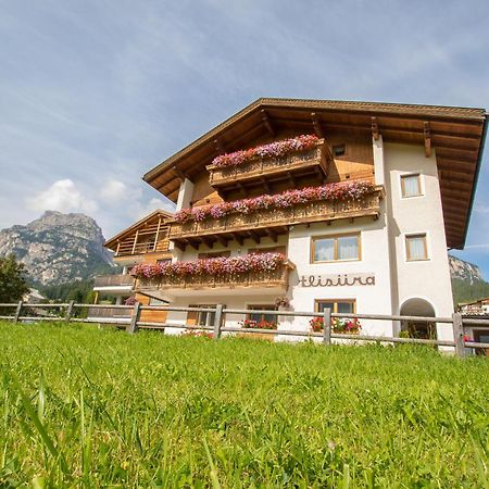 فندق Dolomitdreams لا فيلا المظهر الخارجي الصورة